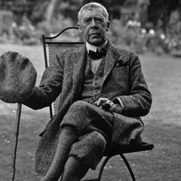 Sir Arthur Quiller-Couch
(1863-1944)