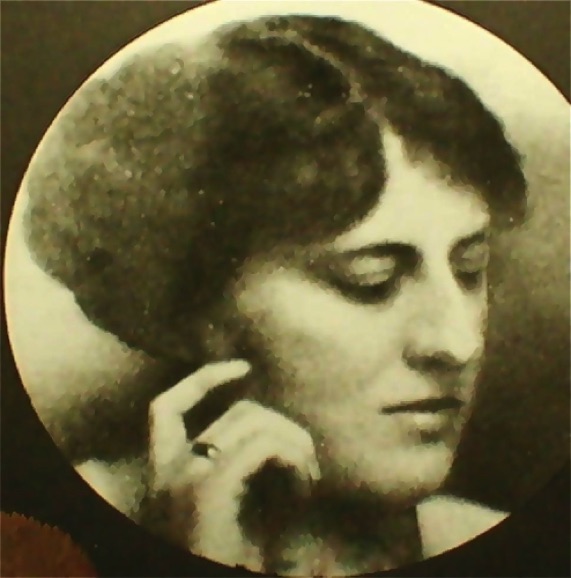 Mary Webb
(1881-1927)